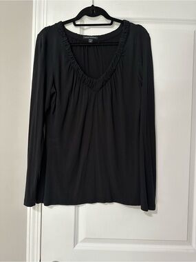 Banana Republic Black Ruffled V-Neck Long Sleeve Top -